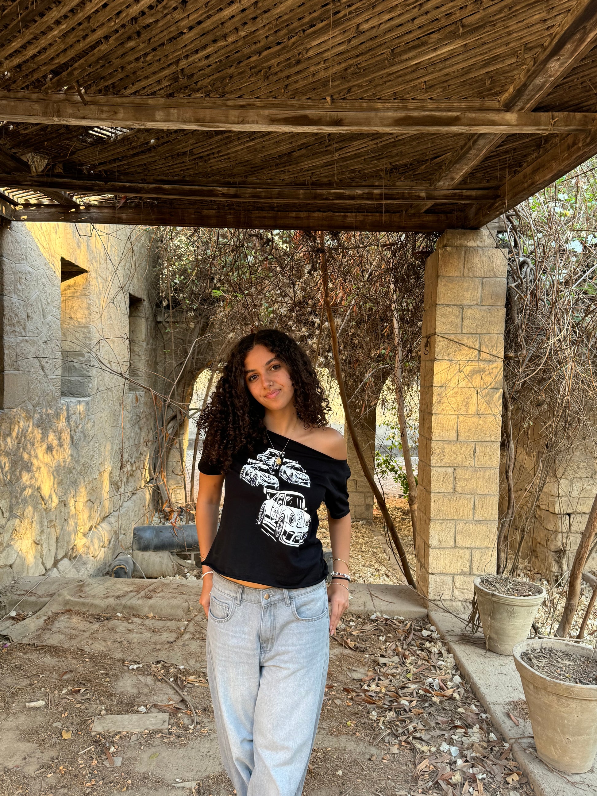 “ride off” off-shoulder