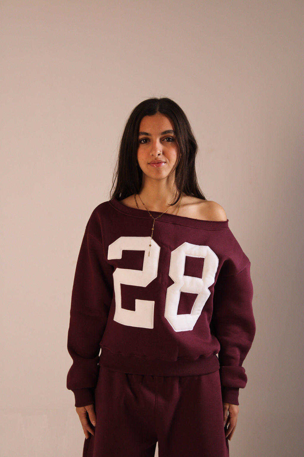 28 off-shoulder sweater - burgundy