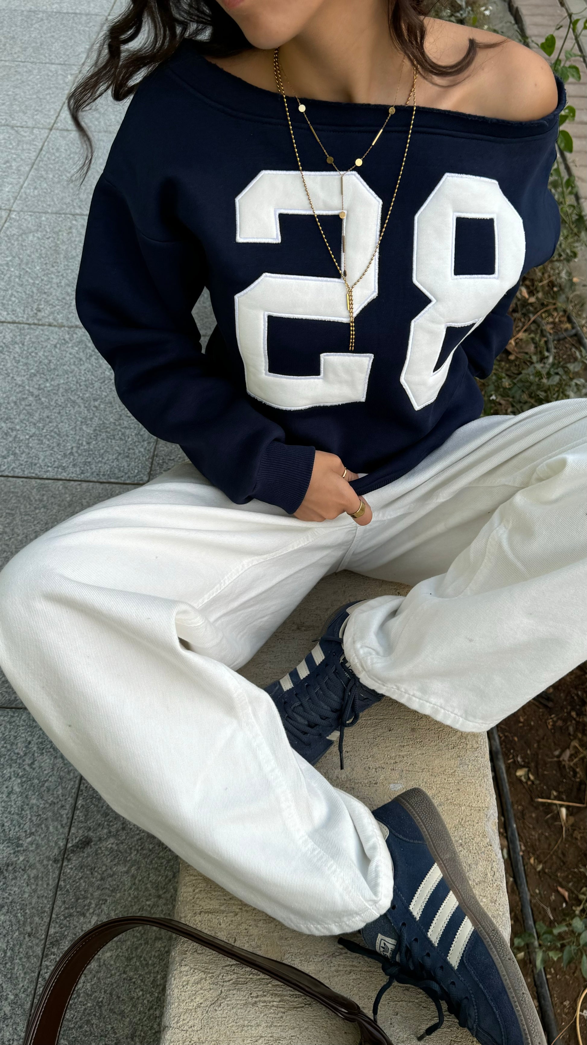 28 off-shoulder sweater - navy