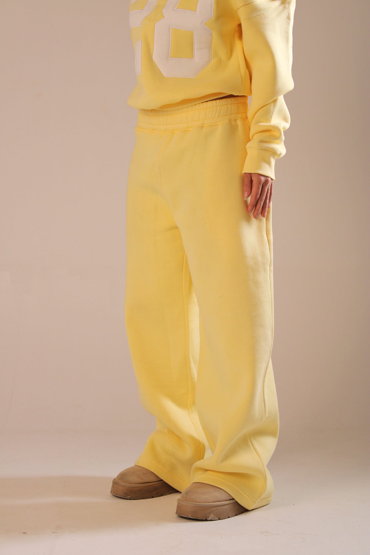 low waist sweatpants - butter yellow