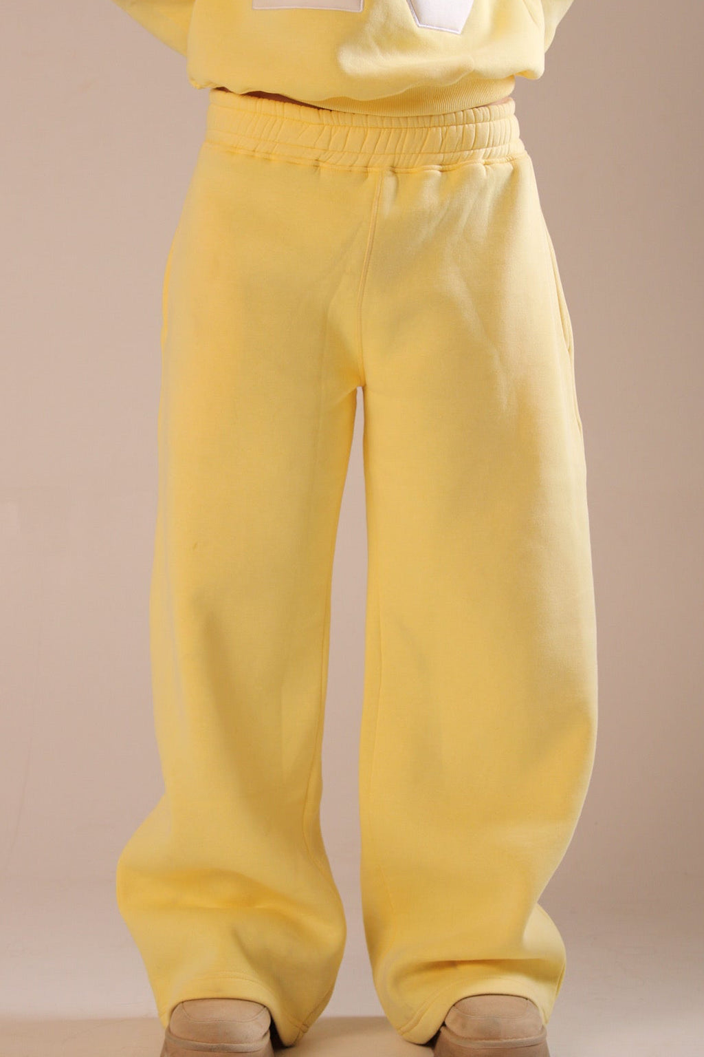 low waist sweatpants - butter yellow