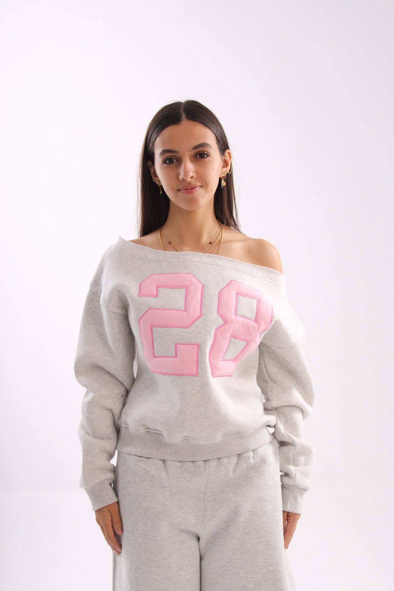 28 off-shoulder sweater - grey