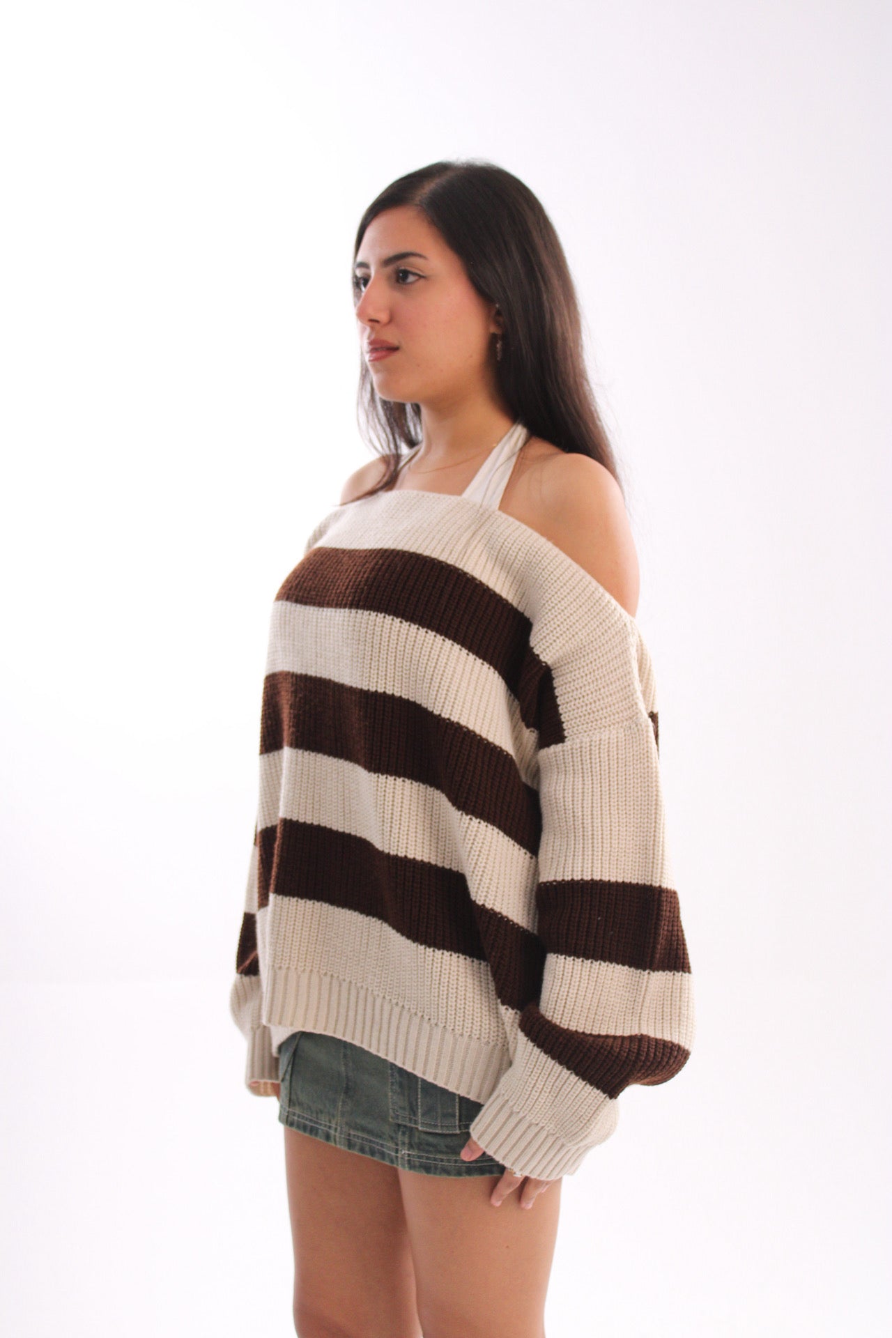 knitted off-shoulder brownXbeige
